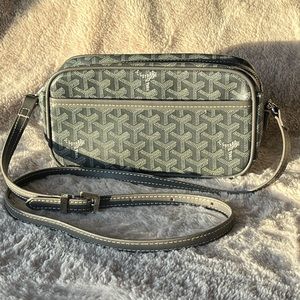 NEW GOYARD PARIS CAP-VERT PM BAG in GREY